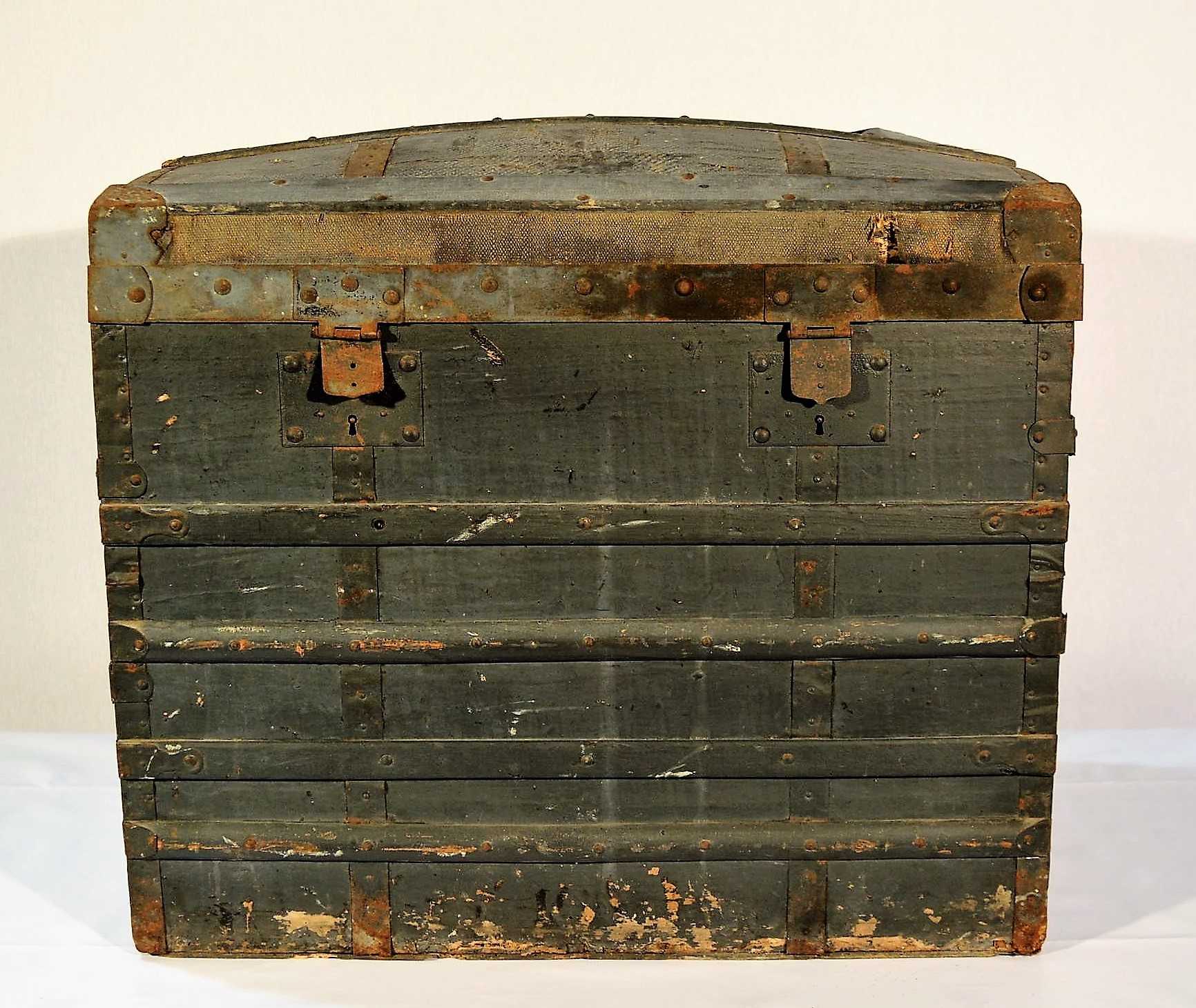 BAUL AZUL TIPO COFRE