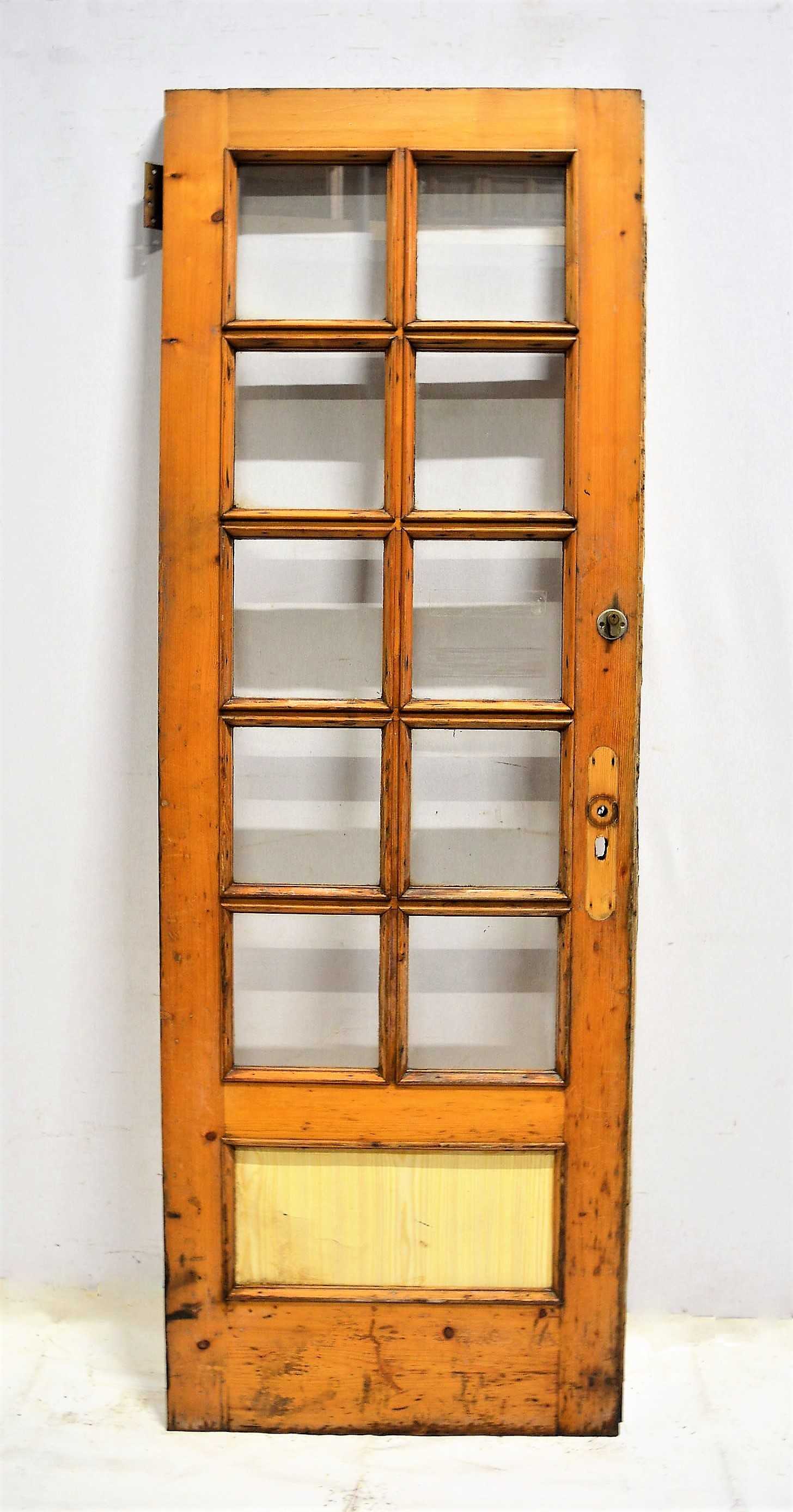 PUERTA DE MADERA CON CRISTAL