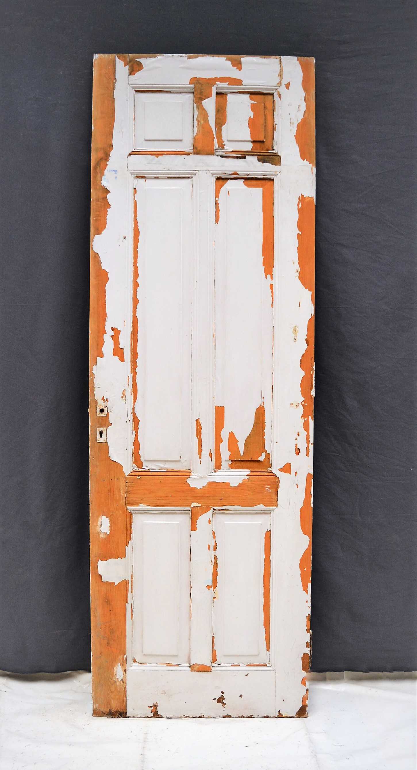 PUERTA DE MADERA BLANCA