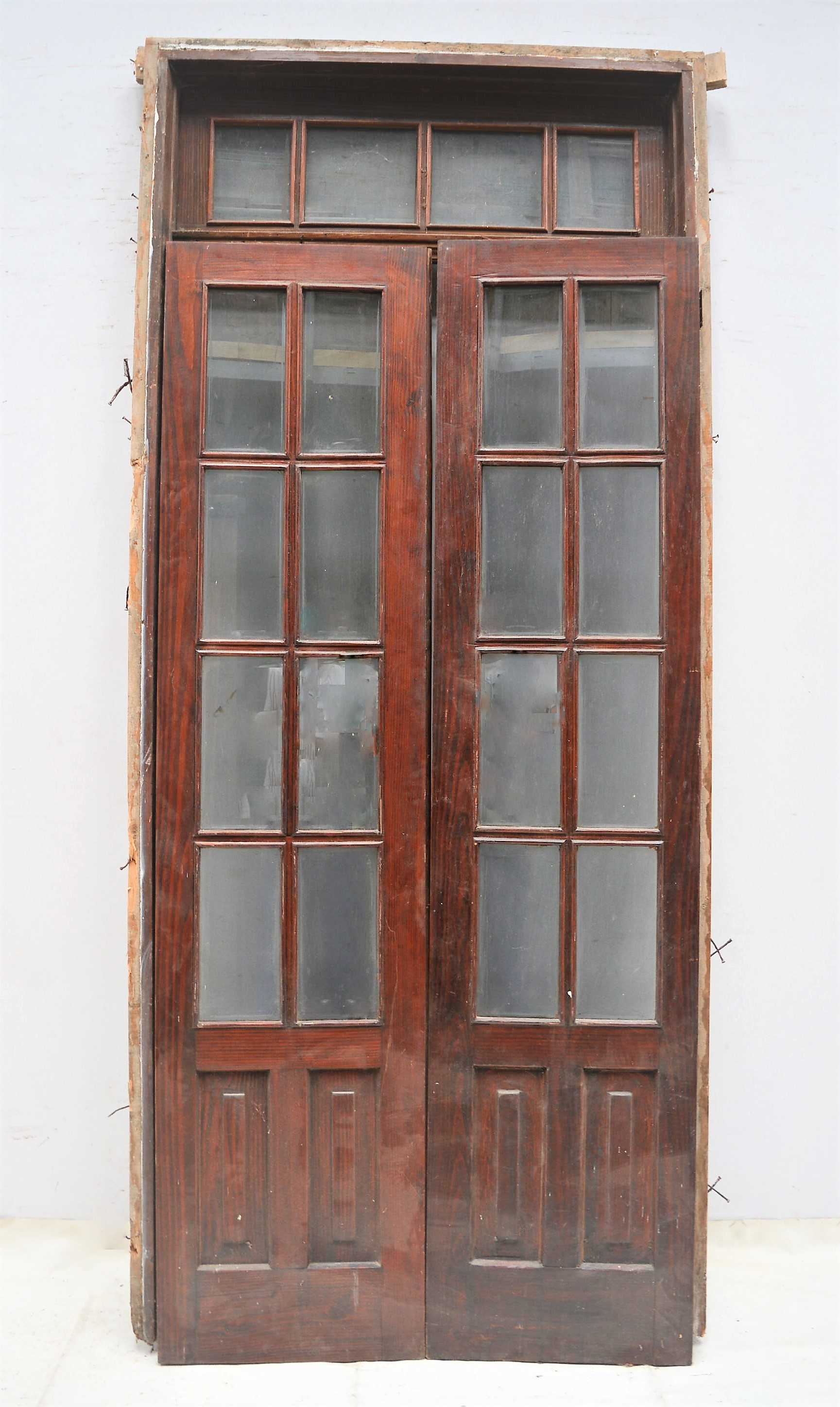 PUERTA DE MADERA DOBLE CON CRISTAL MARCO Y MAINEL